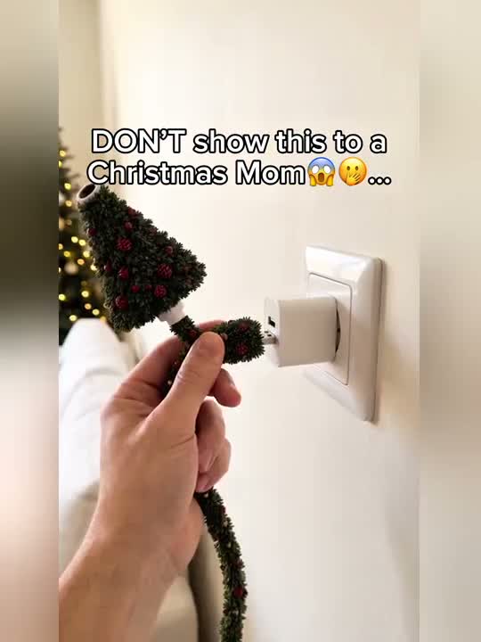 Video still showing the Christmas projector USB connection